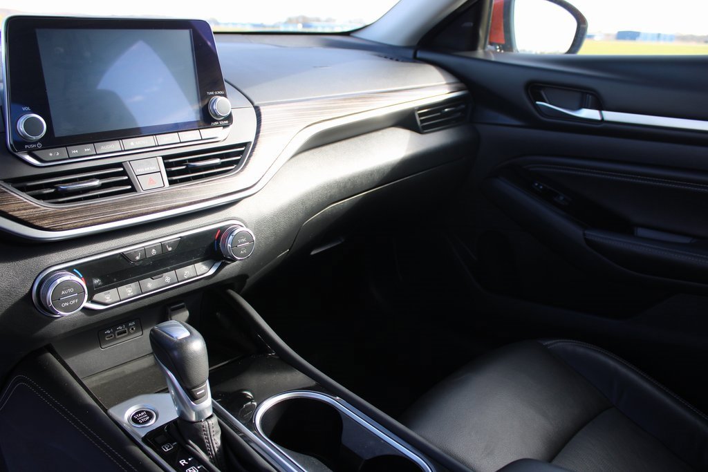 Used 2022 Nissan Altima 2.5 Platinum image 15