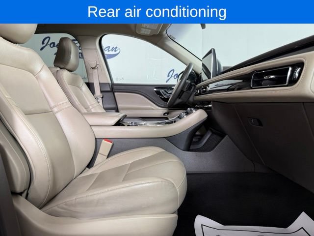 Used 2023 Lincoln Aviator AWD w/ Premium Package image 20
