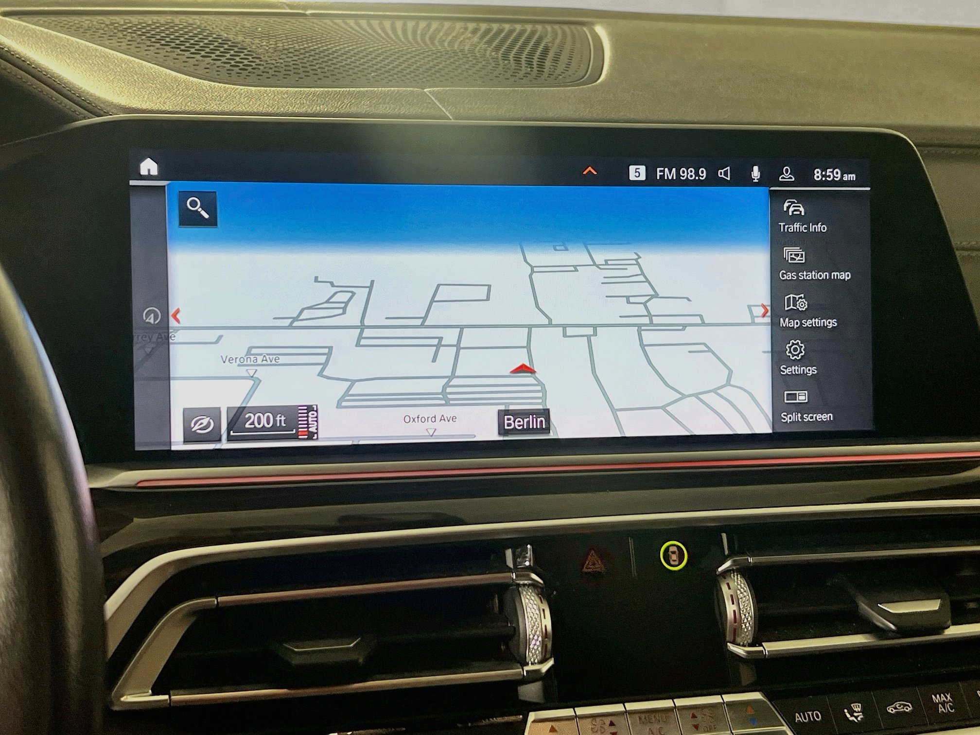 Used 2021 BMW X5 xDrive40i w/ Premium Package AWD/4WD image 13