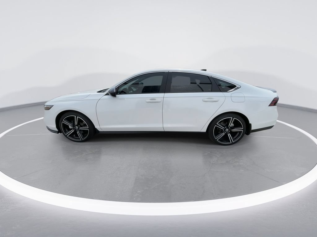 Used 2025 Honda Accord Sport image 5