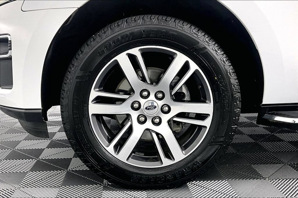 Used 2022 Ford Expedition Max Limited RWD image 8