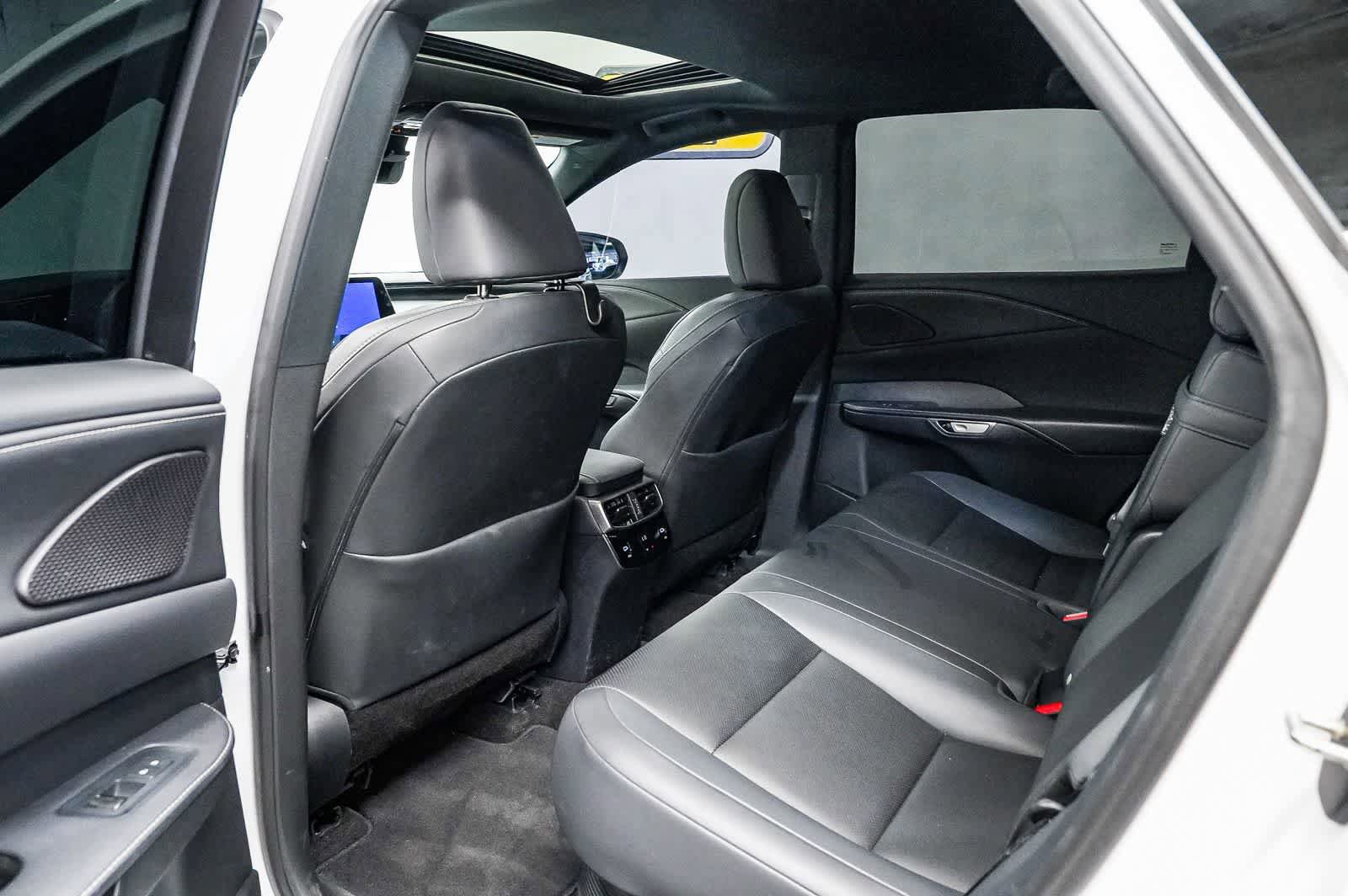 Used 2024 Lexus RX 350h w/ Convenience Package AWD/4WD image 19