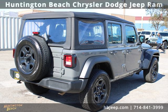 Used 2023 Jeep Wrangler Sport image 4