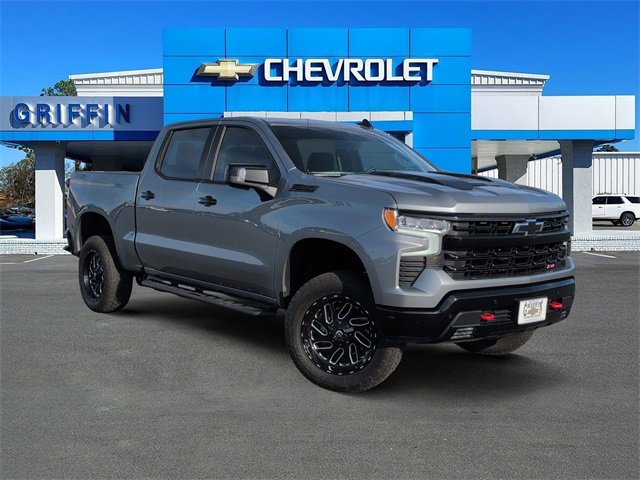 Used 2024 Chevrolet Silverado 1500 LT Trail Boss w/ LT Trail Boss Premium Package image 2