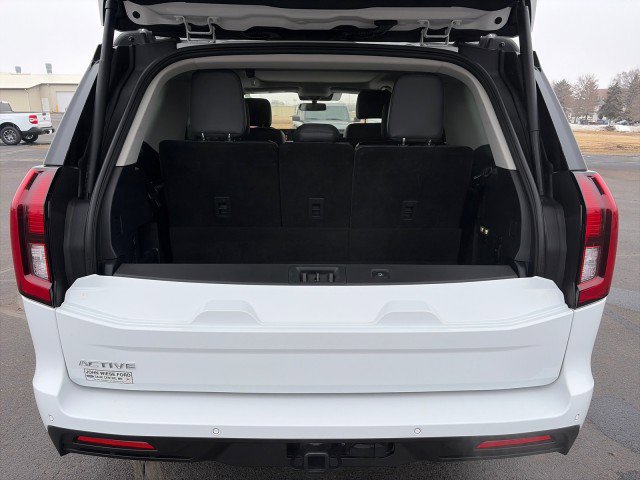 Used 2025 Ford Expedition Active image 29