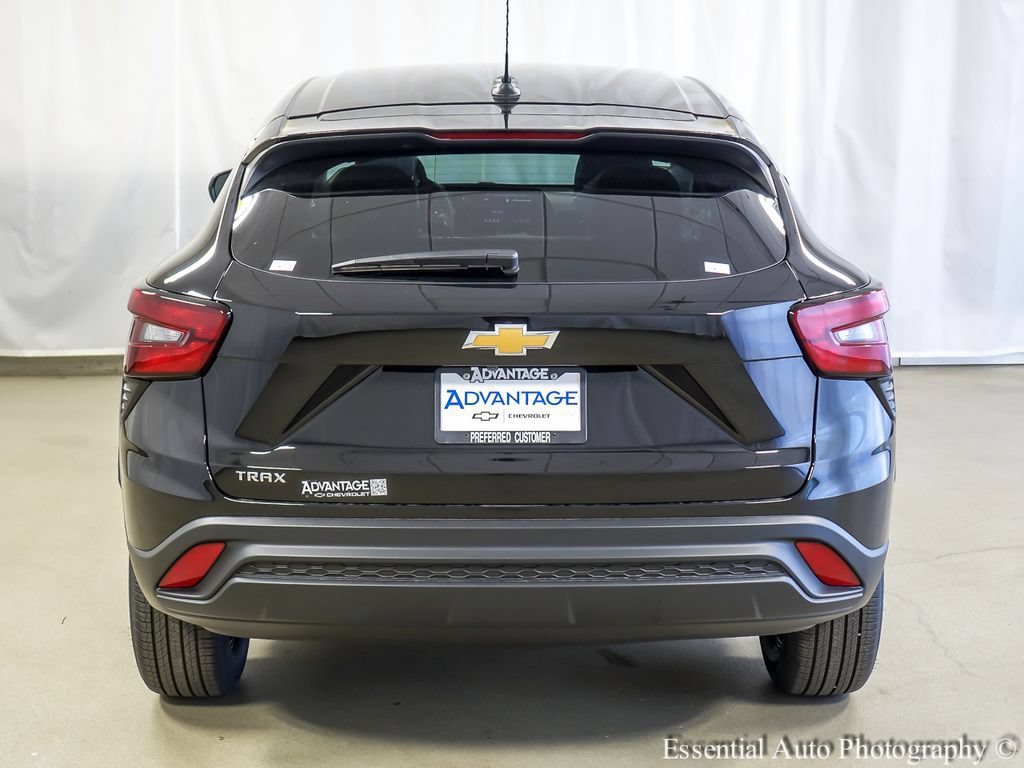 New 2026 Chevrolet Trax LS FWD image 6