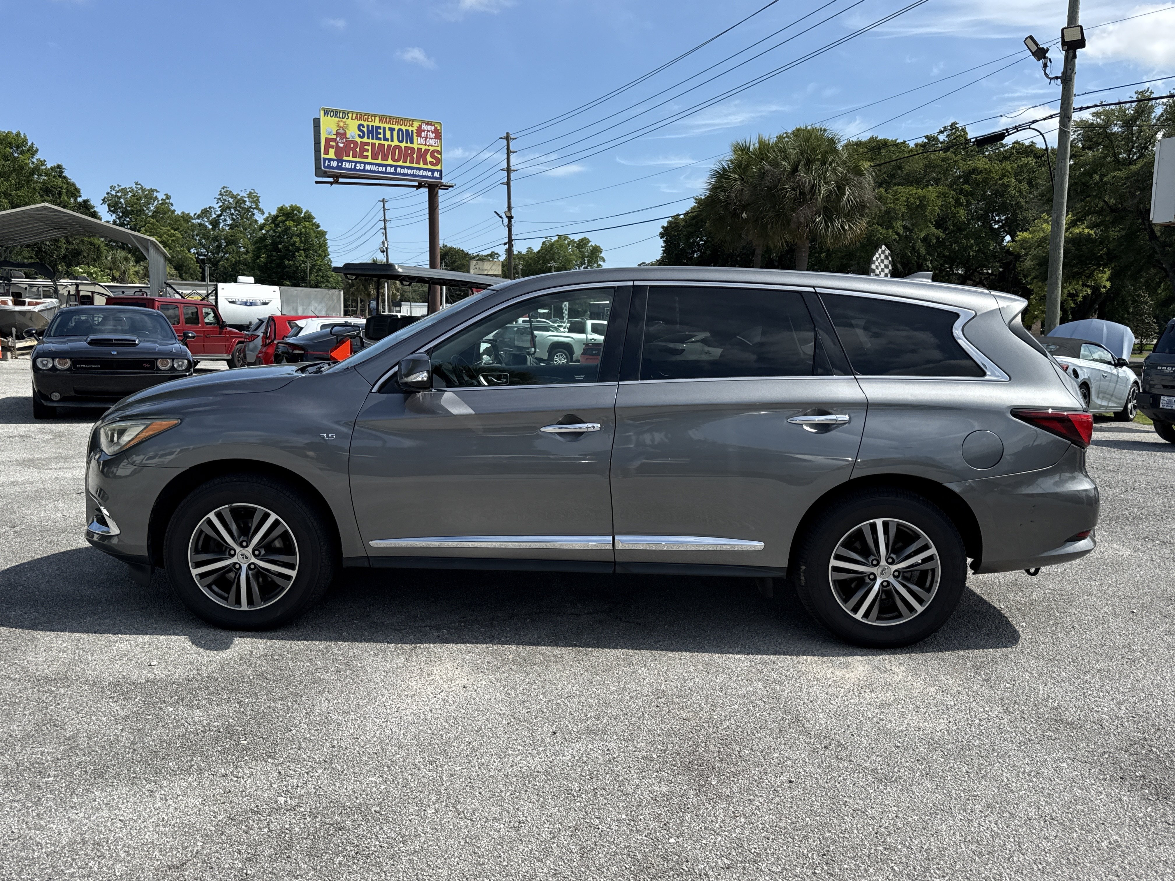 Used 2020 INFINITI QX60 Pure FWD image 2