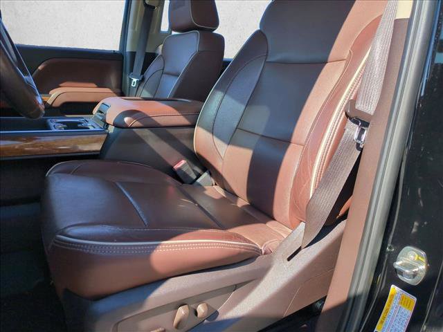 Used 2019 Chevrolet Silverado 2500 High Country w/ Duramax Plus Package image 13