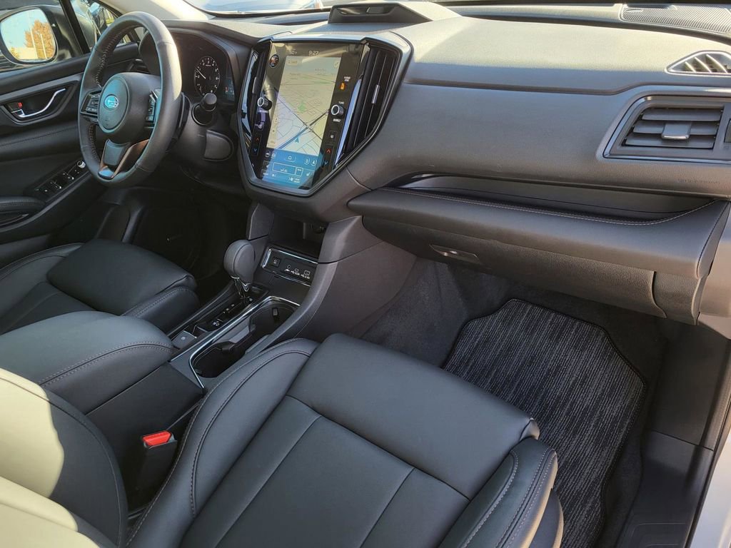 Certified 2025 Subaru Ascent Bronze Edition image 9
