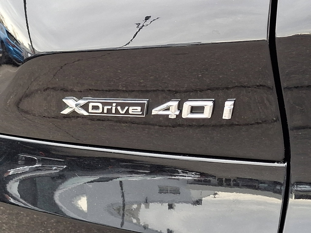 Used 2019 BMW X5 xDrive40i w/ Convenience Package AWD/4WD image 16