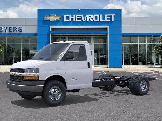 New 2025 Chevrolet Express 4500 w/ Power Convenience Package RWD image 2