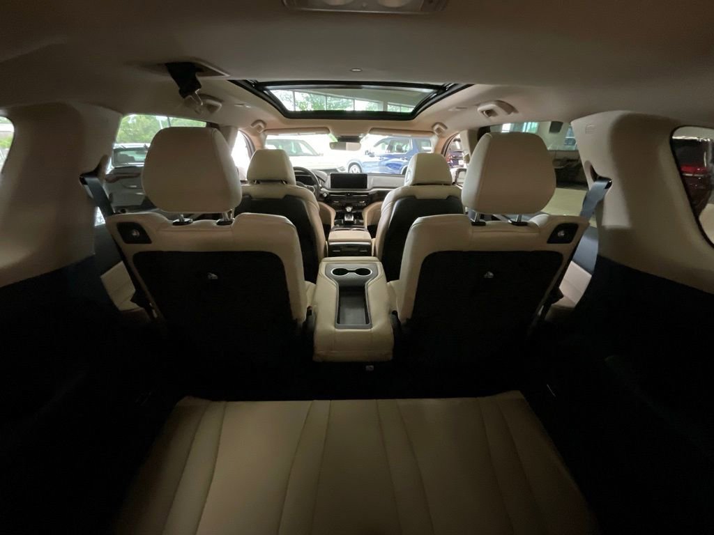 Certified 2026 Acura MDX SH-AWD image 27
