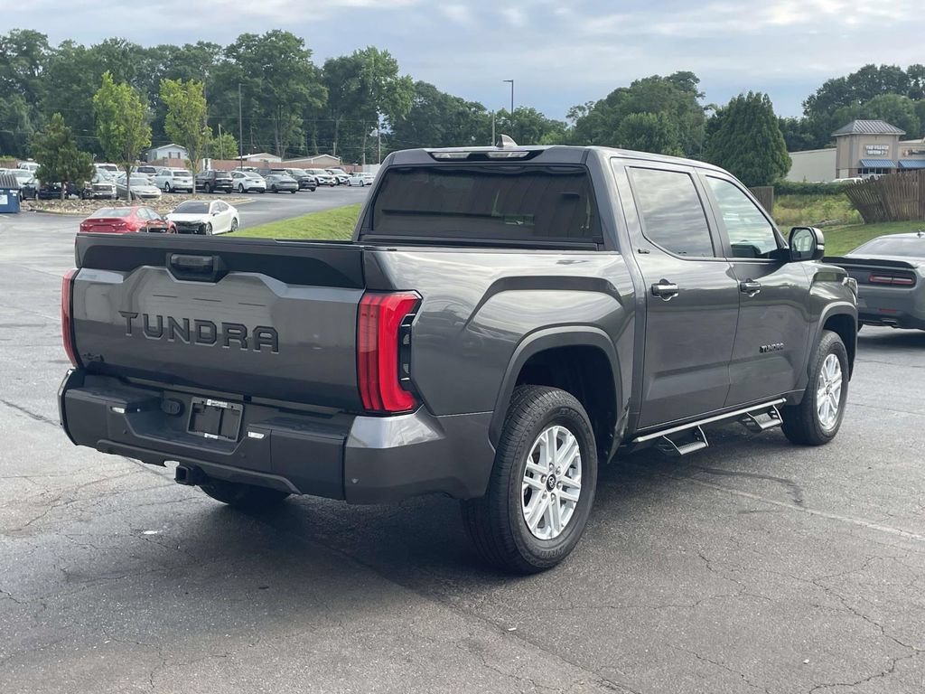 Used 2026 Toyota Tundra SR5 w/ SR5 Premium Package AWD/4WD image 16