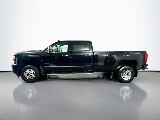 Used 2019 Chevrolet Silverado 3500 LTZ w/ Duramax Plus Package image 9