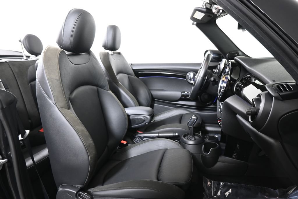 Certified 2023 MINI Cooper S image 33