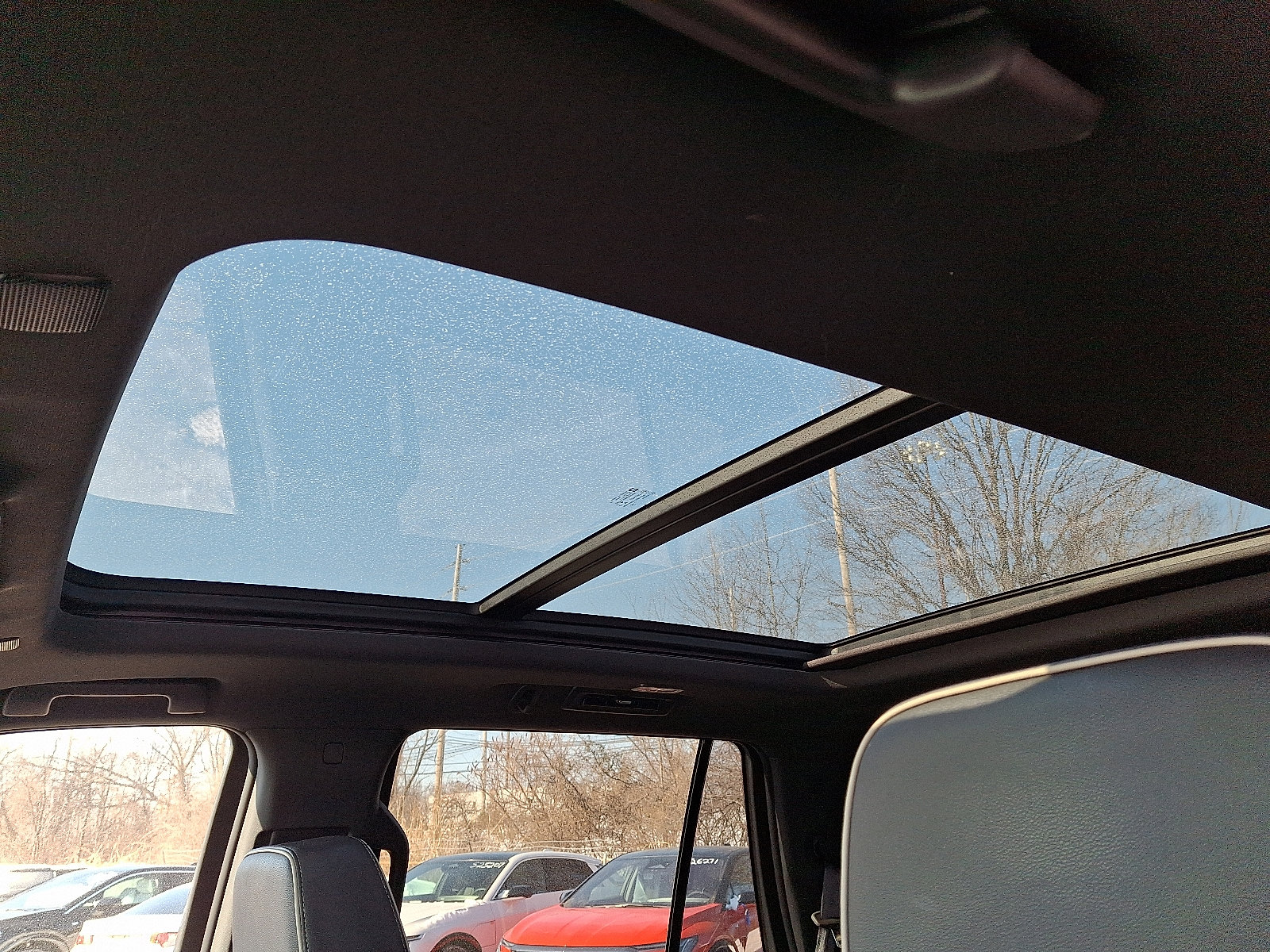 Used 2022 GMC Yukon SLT w/ SLT Premium Package image 14