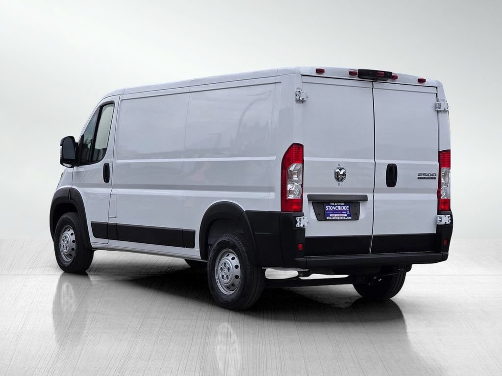 Used 2023 RAM ProMaster 2500 w/ Driver Convenience Group FWD image 7
