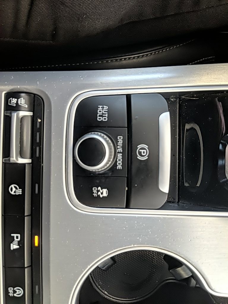 Used 2018 Kia Stinger GT2 image 24