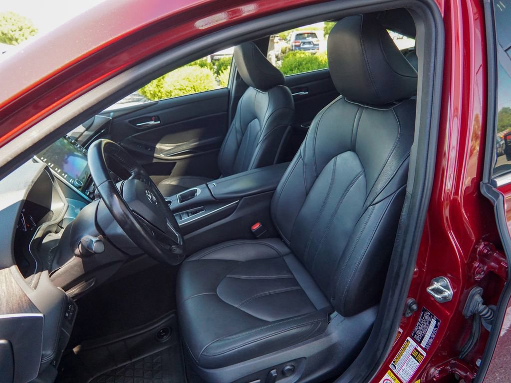 Used 2019 Toyota Avalon XLE FWD image 19