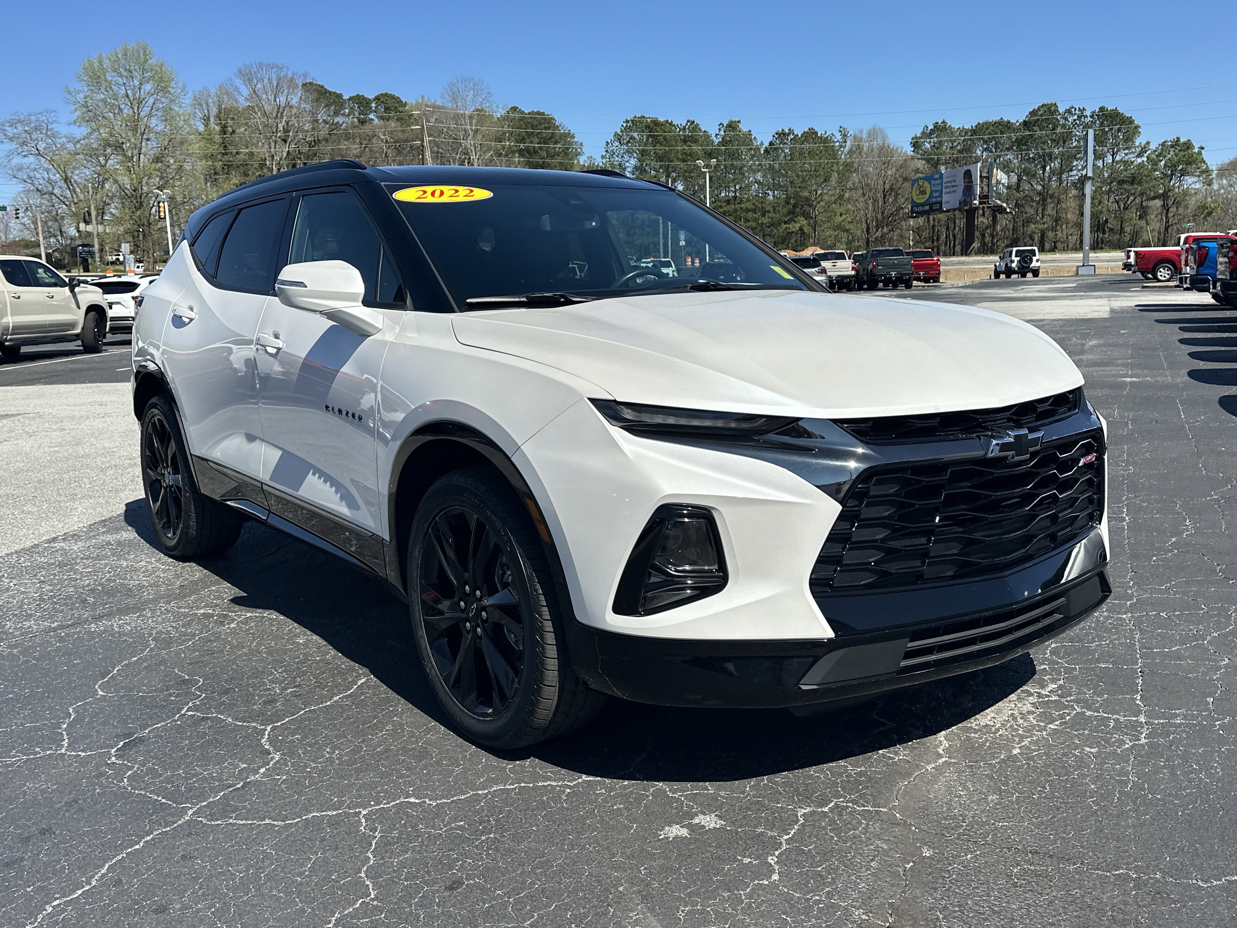 Used 2022 Chevrolet Blazer RS w/ Enhanced Convenience Package image 2