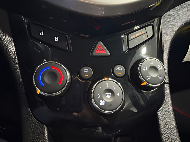 Used 2019 Chevrolet Sonic LT FWD image 21