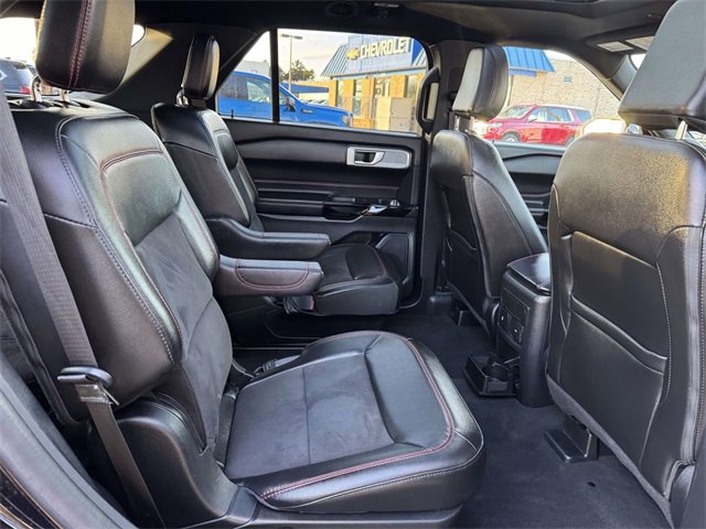 Used 2022 Ford Explorer ST-Line image 30