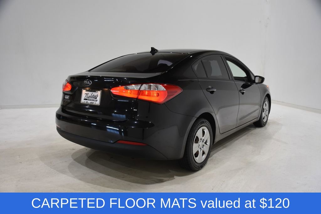 Used 2016 Kia Forte LX image 4