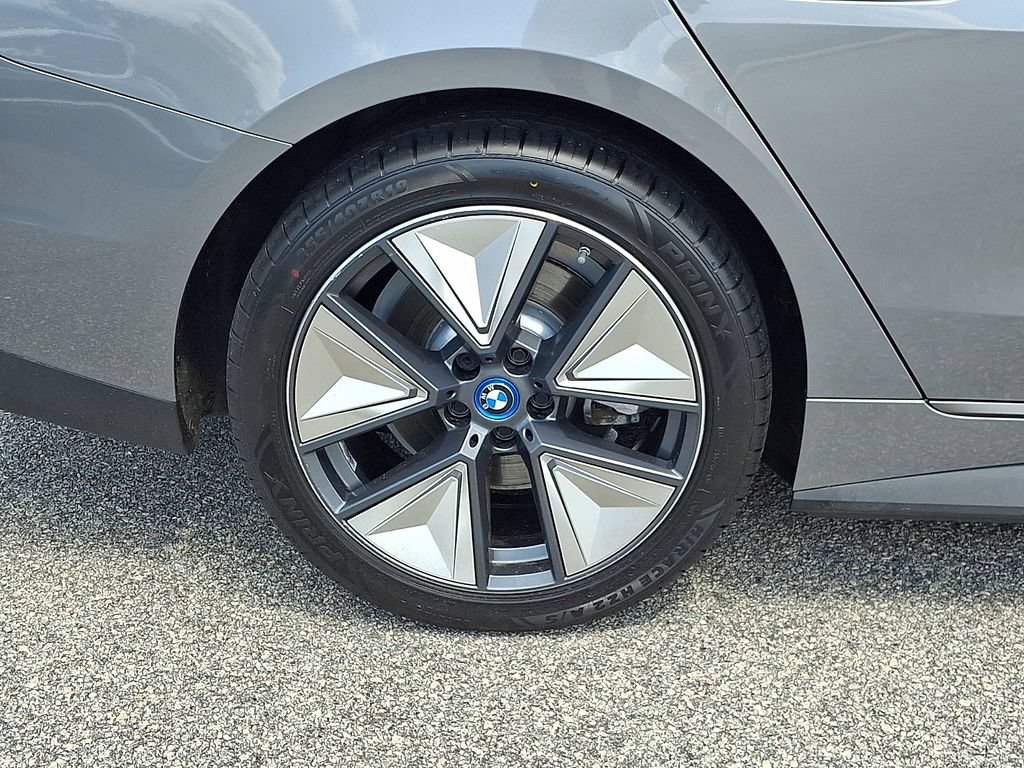 Used 2023 BMW i4 eDrive40 w/ Parking Assistance Package RWD image 8