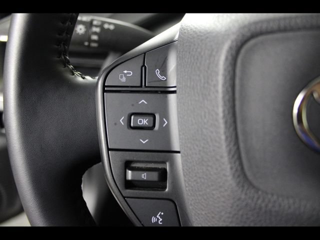 Used 2025 Toyota Prius LE FWD image 22