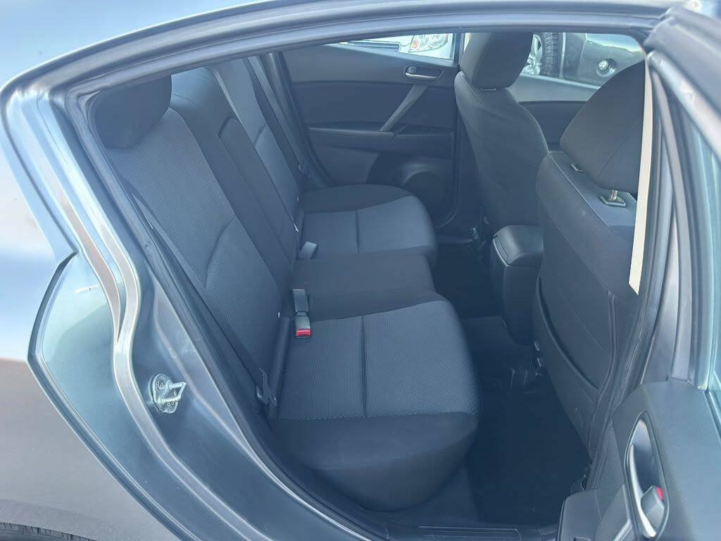 Used 2010 MAZDA MAZDA3 i Touring FWD image 19
