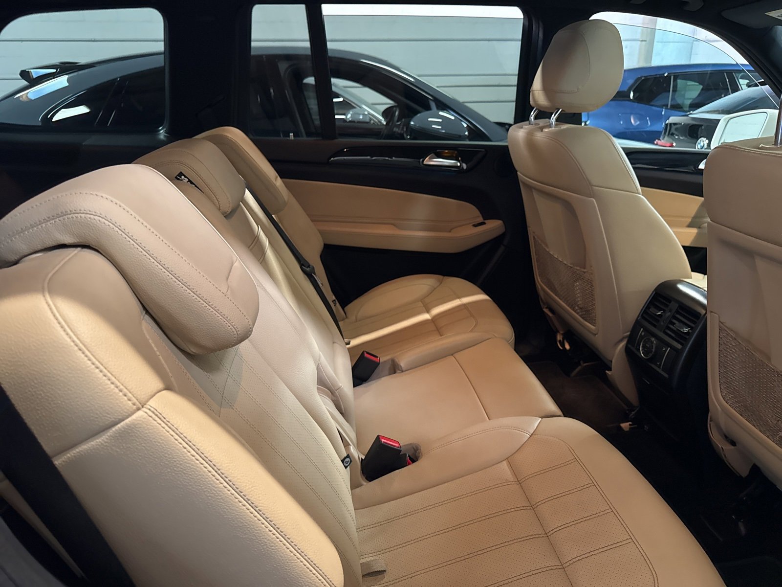 Used 2018 Mercedes-Benz GLS 450 4MATIC image 28