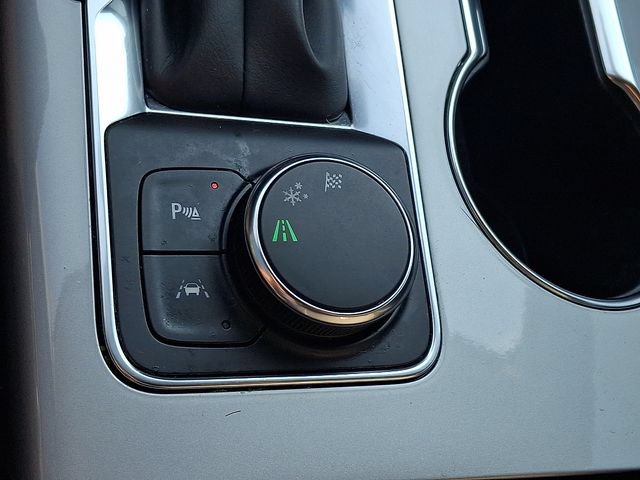 Used 2024 Chevrolet Blazer LT w/ Convenience Package FWD image 22