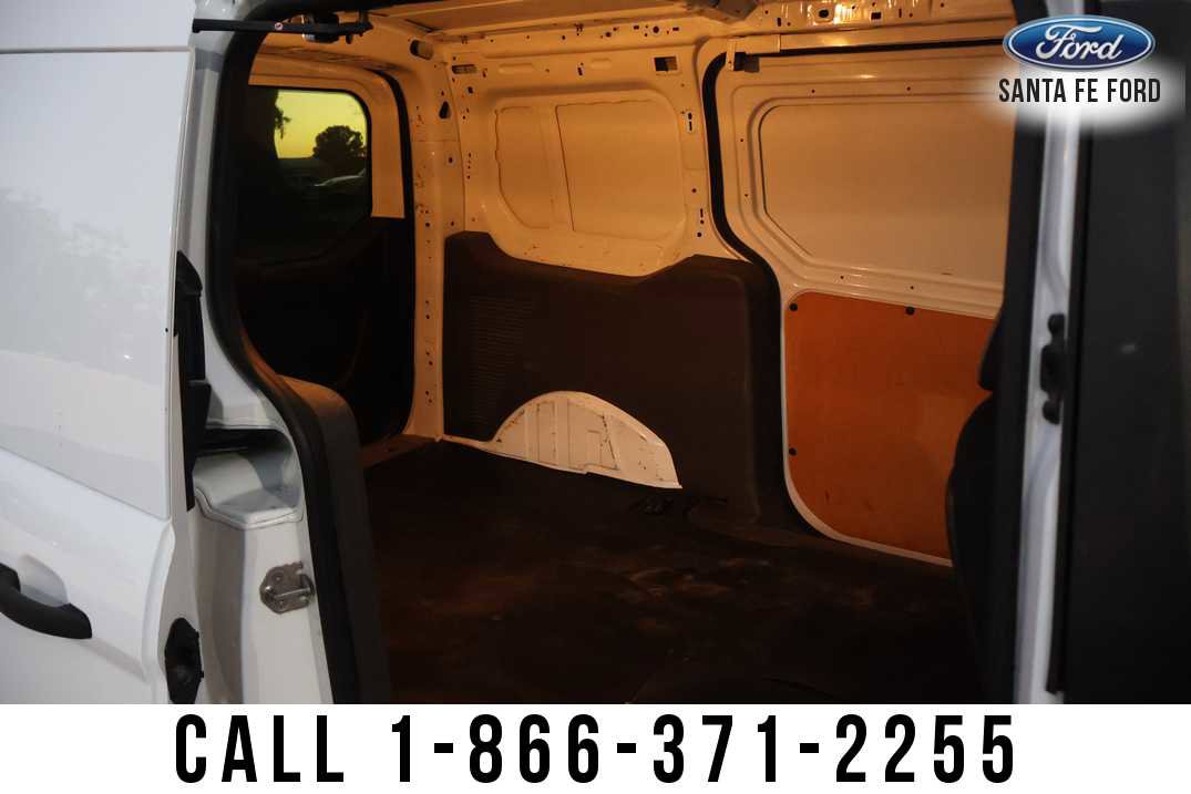 Used 2021 Ford Transit Connect XLT image 7