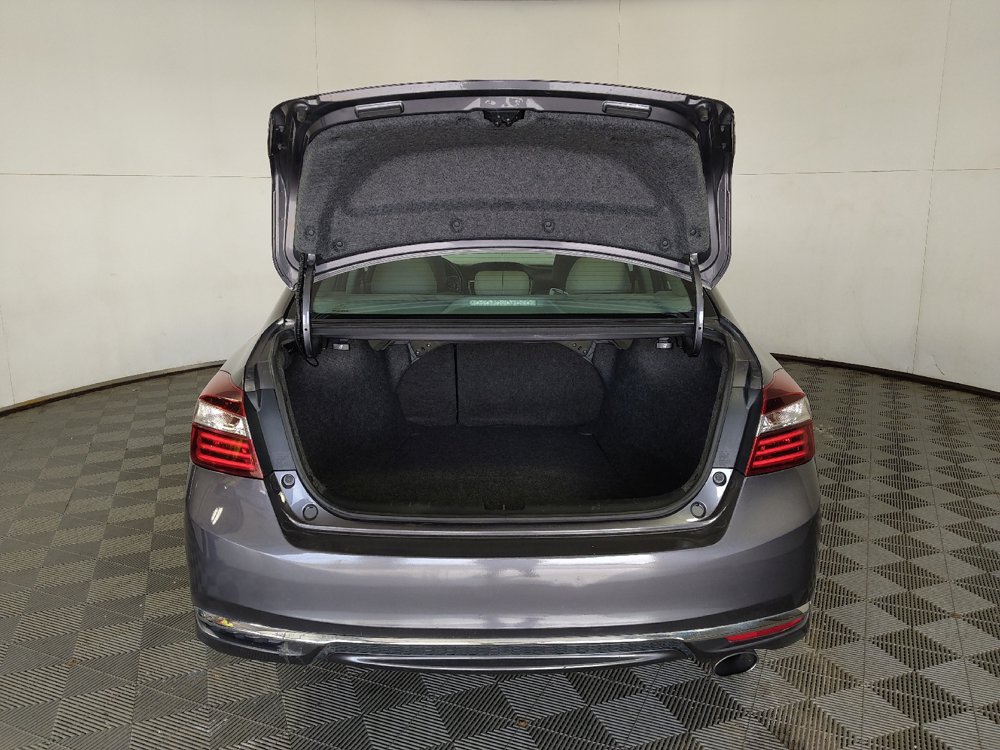 Used 2017 Honda Accord EX-L image 29