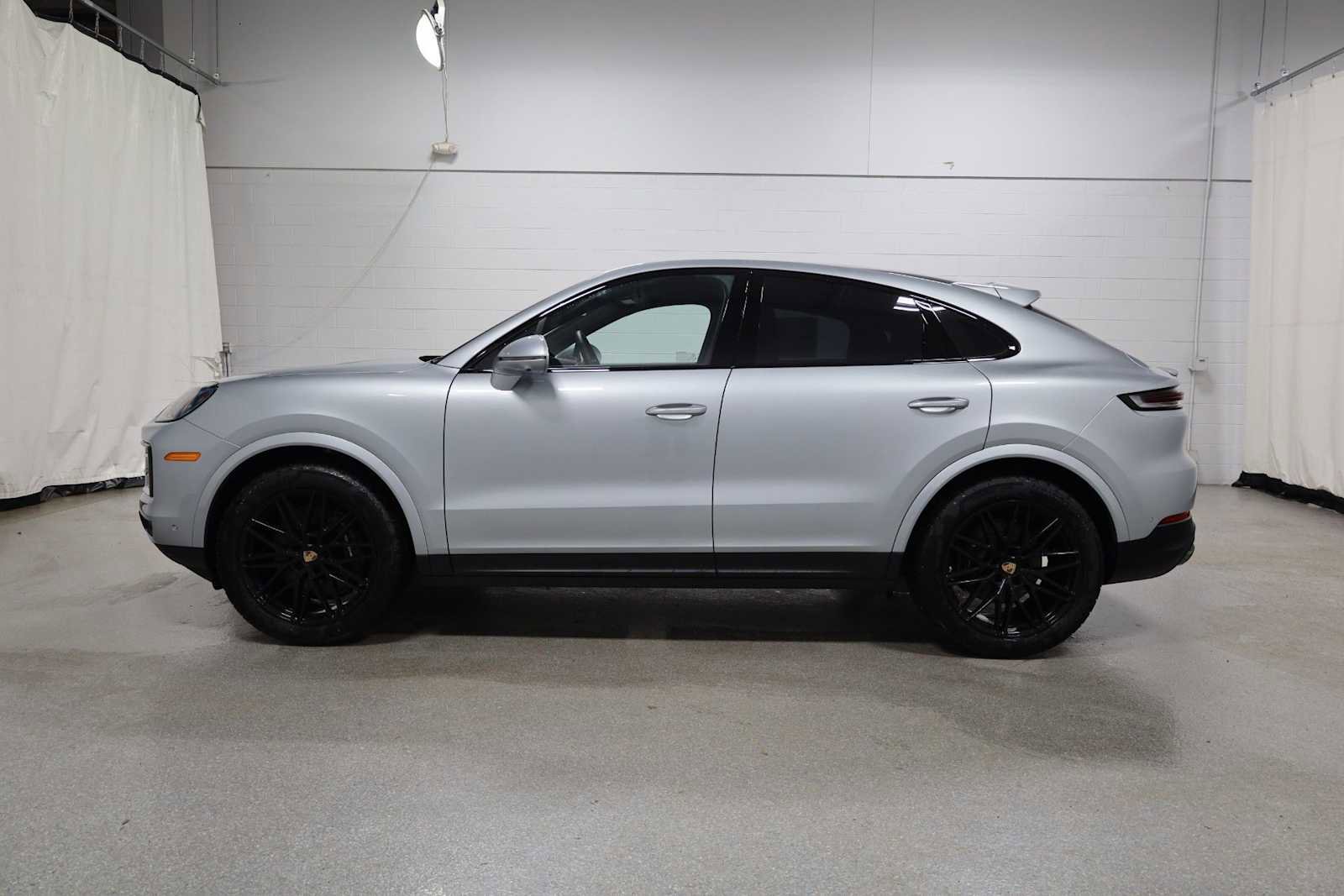 New 2026 Porsche Cayenne Coupe AWD/4WD video 2
