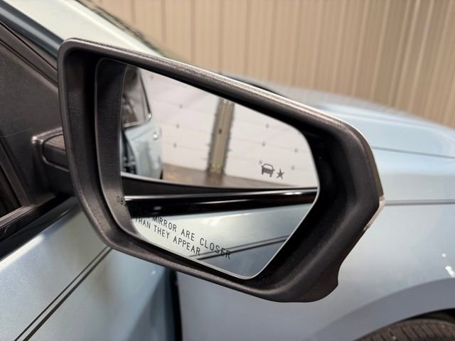 Used 2022 Chevrolet Equinox RS w/ RS Leather Package AWD/4WD image 25
