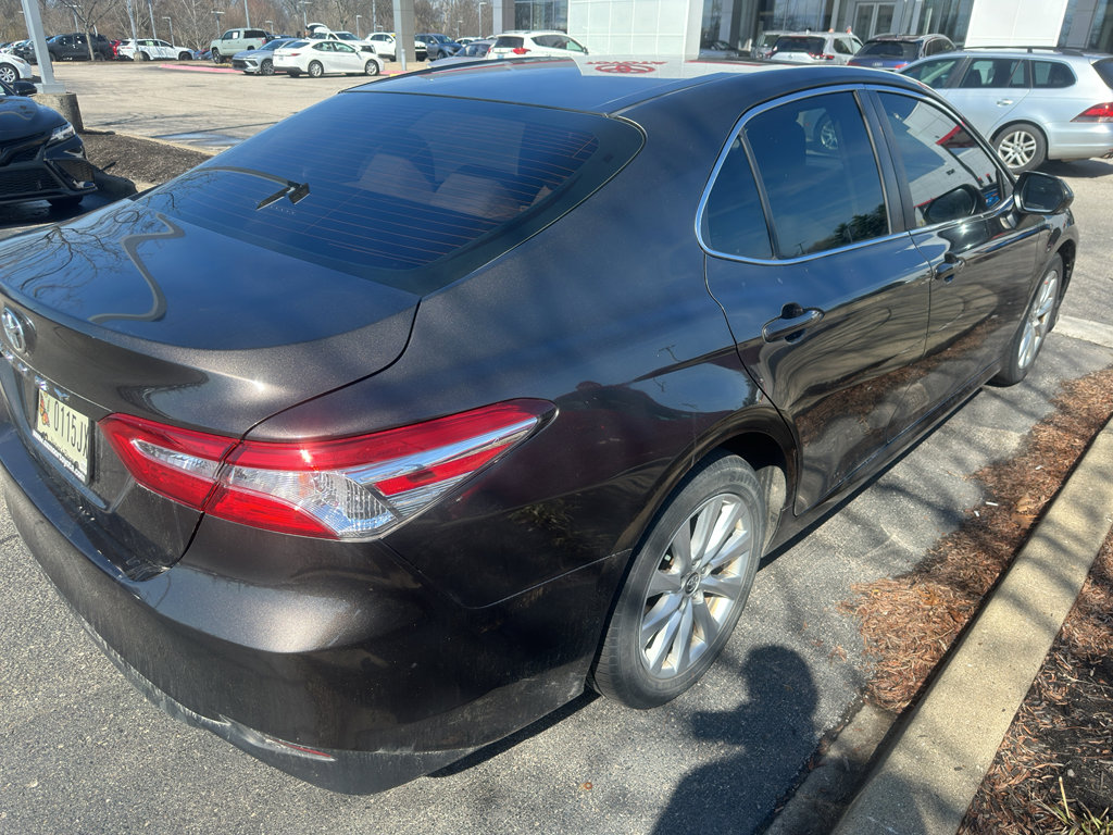 Used 2018 Toyota Camry LE w/ Convenience Package image 3