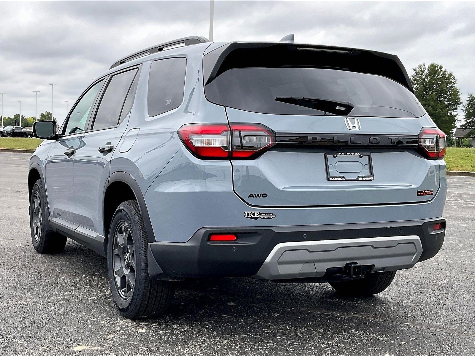Certified 2024 Honda Pilot TrailSport image 4