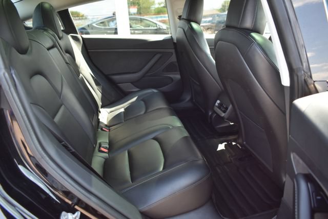 Used 2020 Tesla Model 3 Standard Range RWD image 31