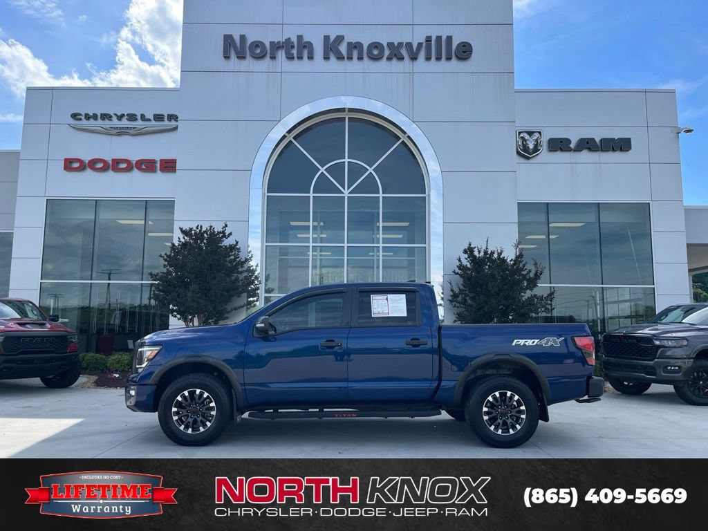 Used 2024 Nissan Titan PRO-4X w/ Pro-4x Convenience Package AWD/4WD image 2
