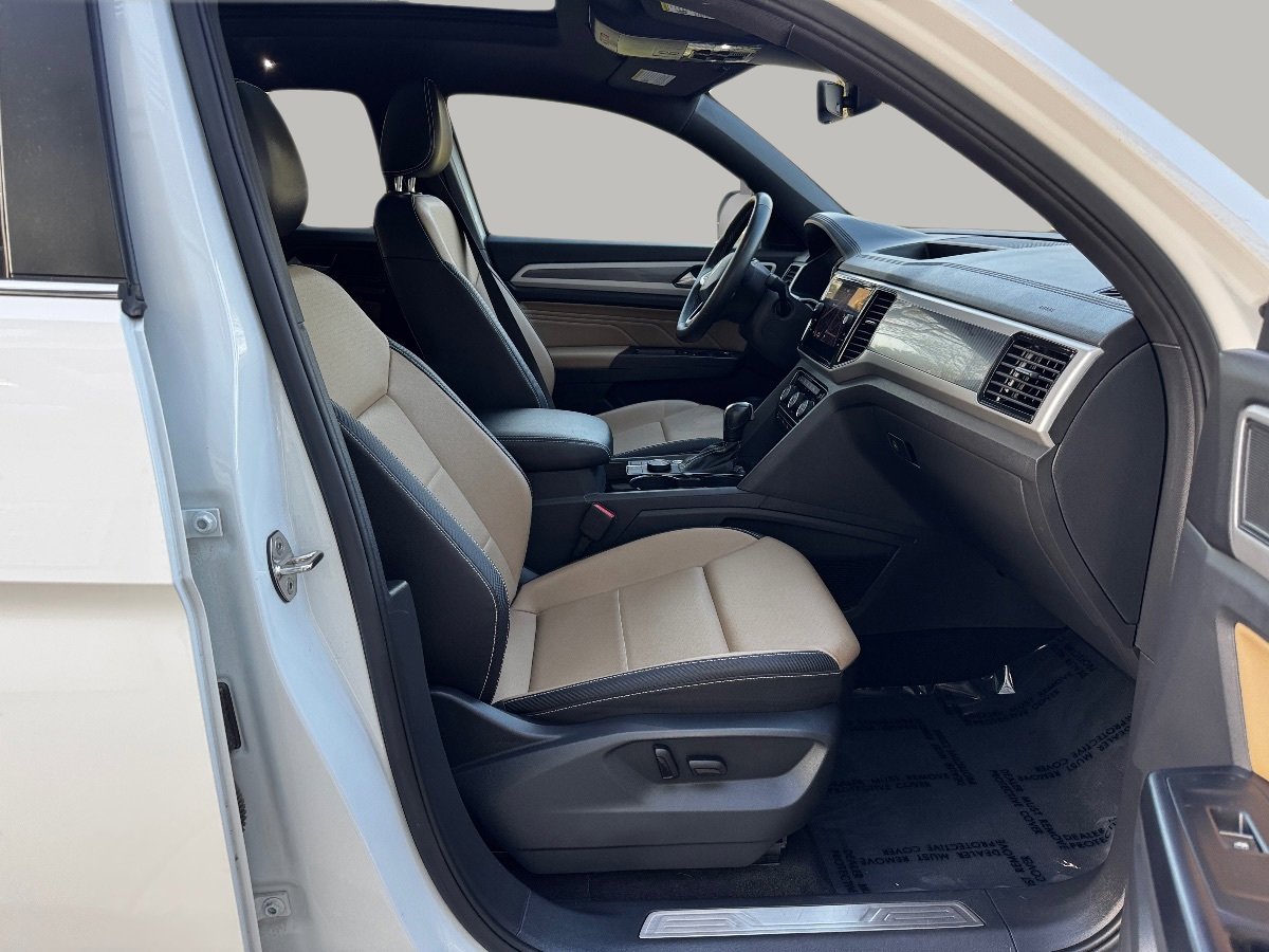Used 2021 Volkswagen Atlas Cross Sport SEL w/ Cross Sport MDO Package AWD/4WD image 19