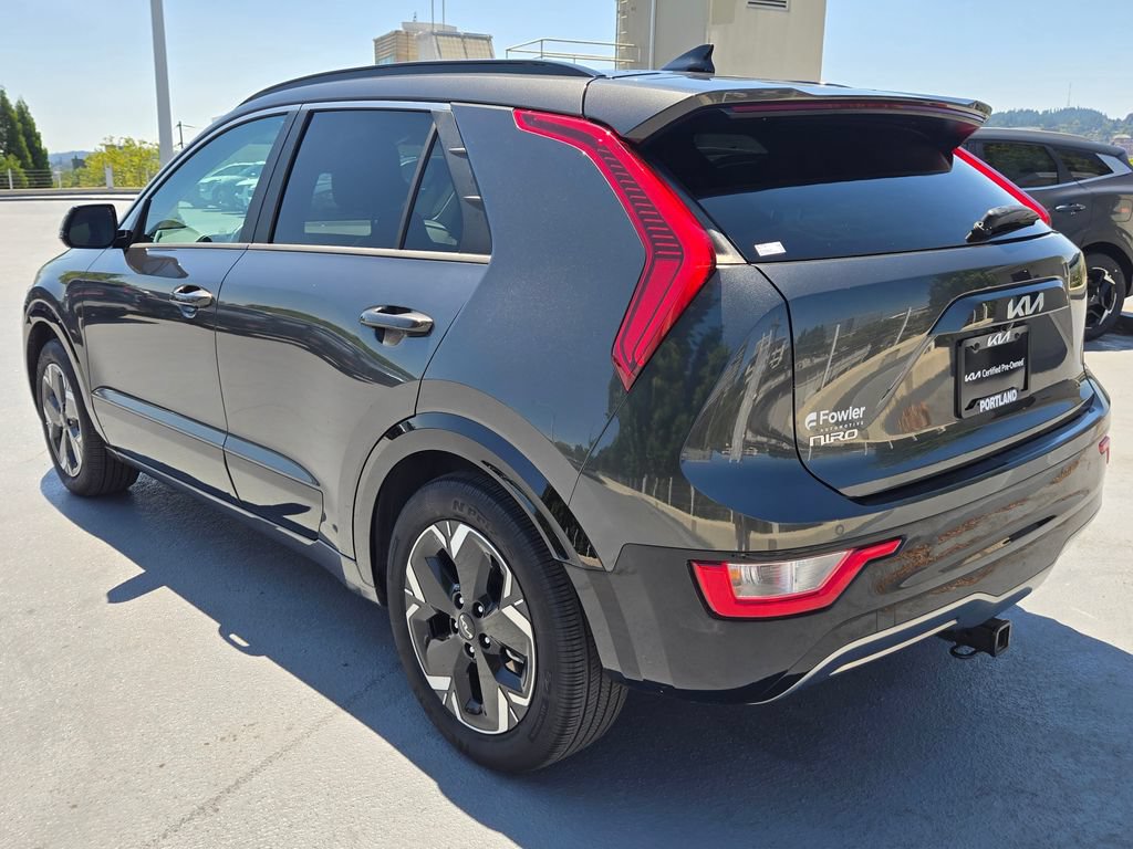 Used 2024 Kia Niro Wind w/ Wind Preserve Package FWD image 6