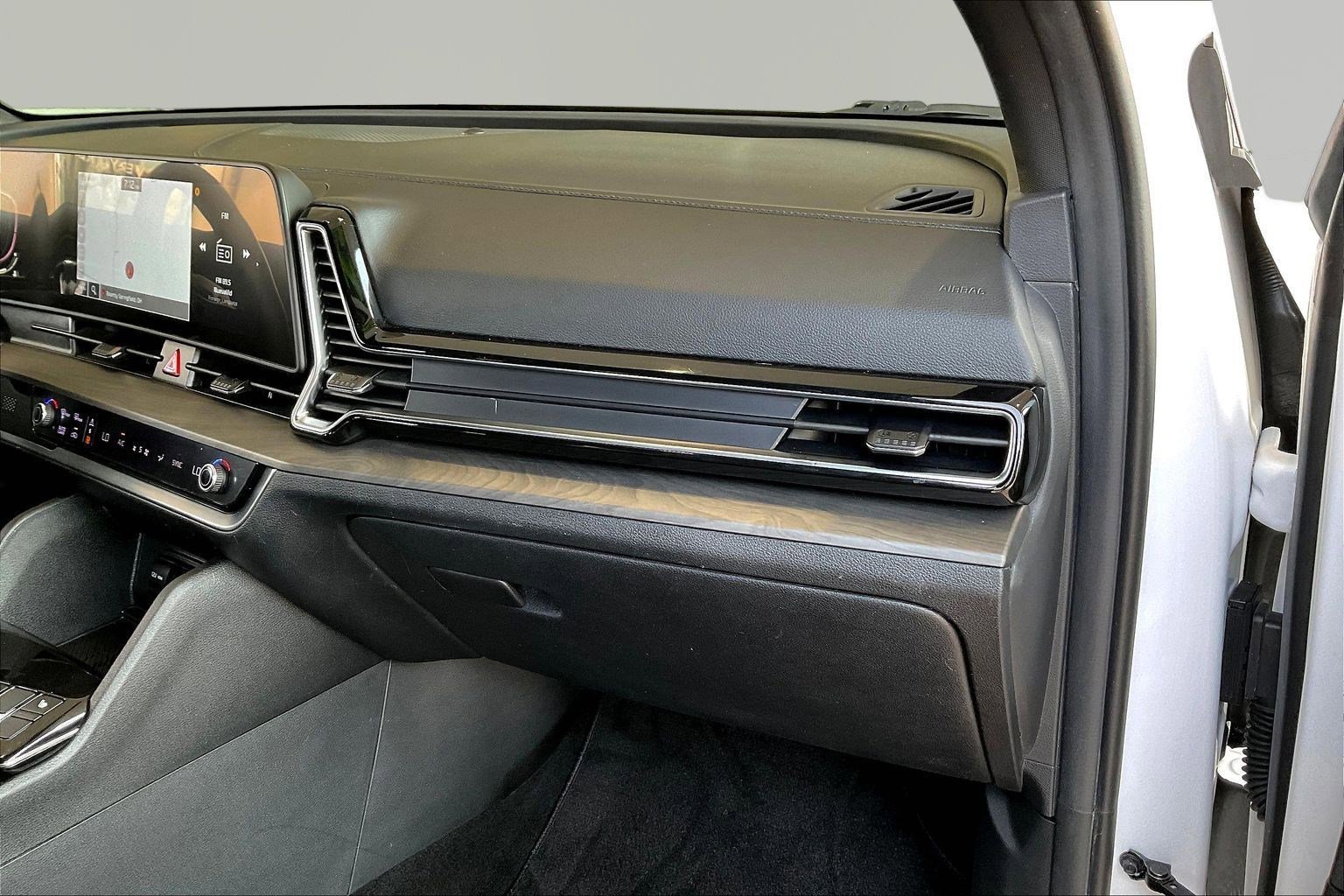 Used 2023 Kia Sportage X-Line image 25