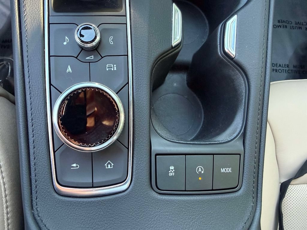 Certified 2025 Cadillac XT4 Premium Luxury FWD image 25