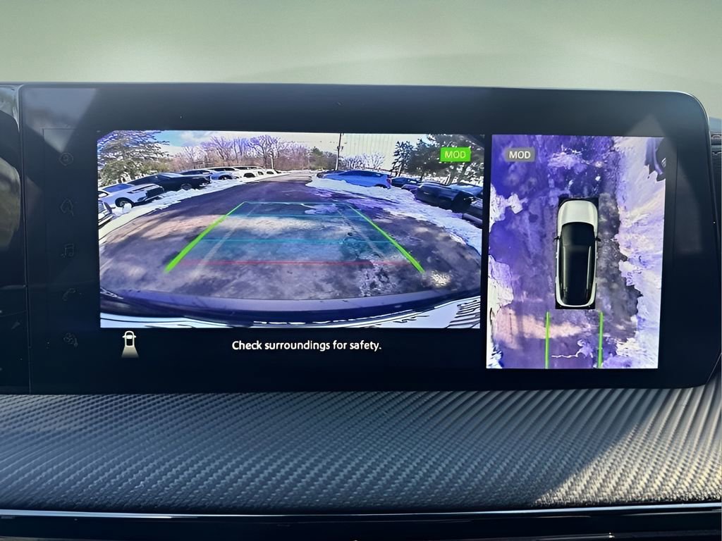 Used 2025 Nissan Kicks SR image 10