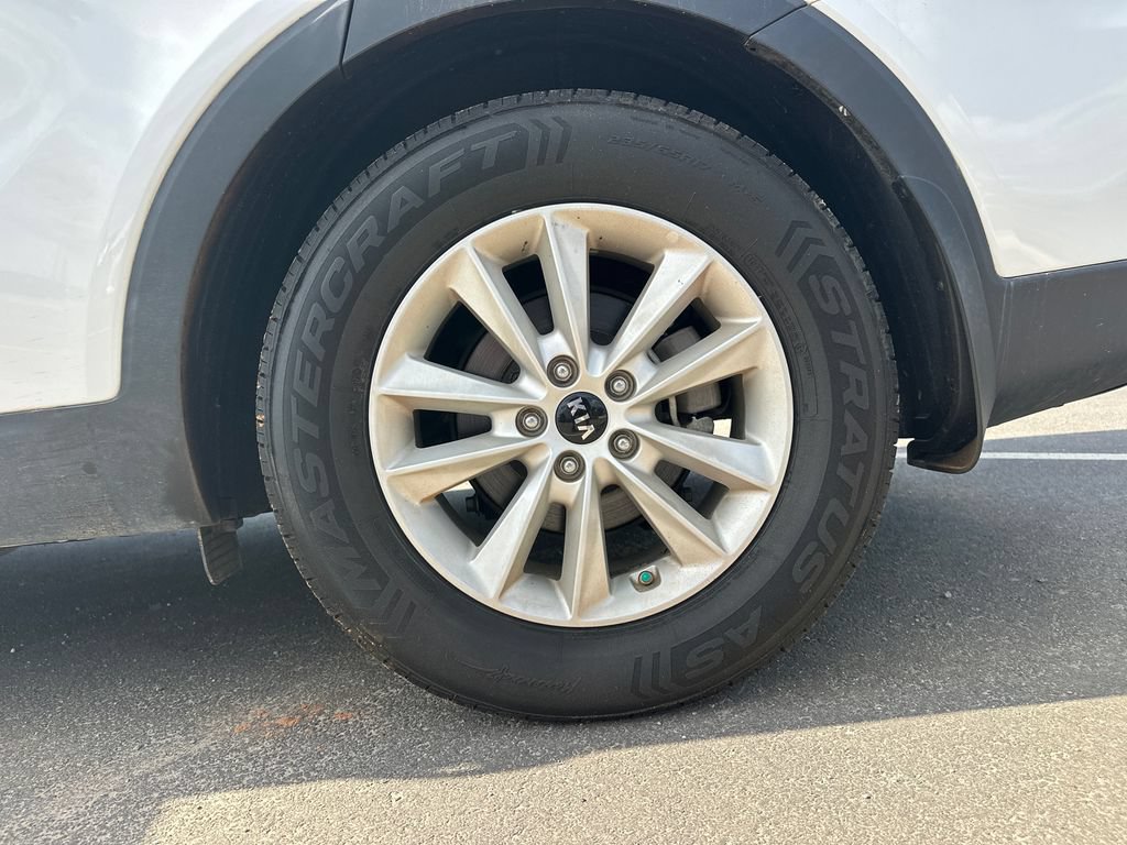 Used 2019 Kia Sorento FWD V6 image 19