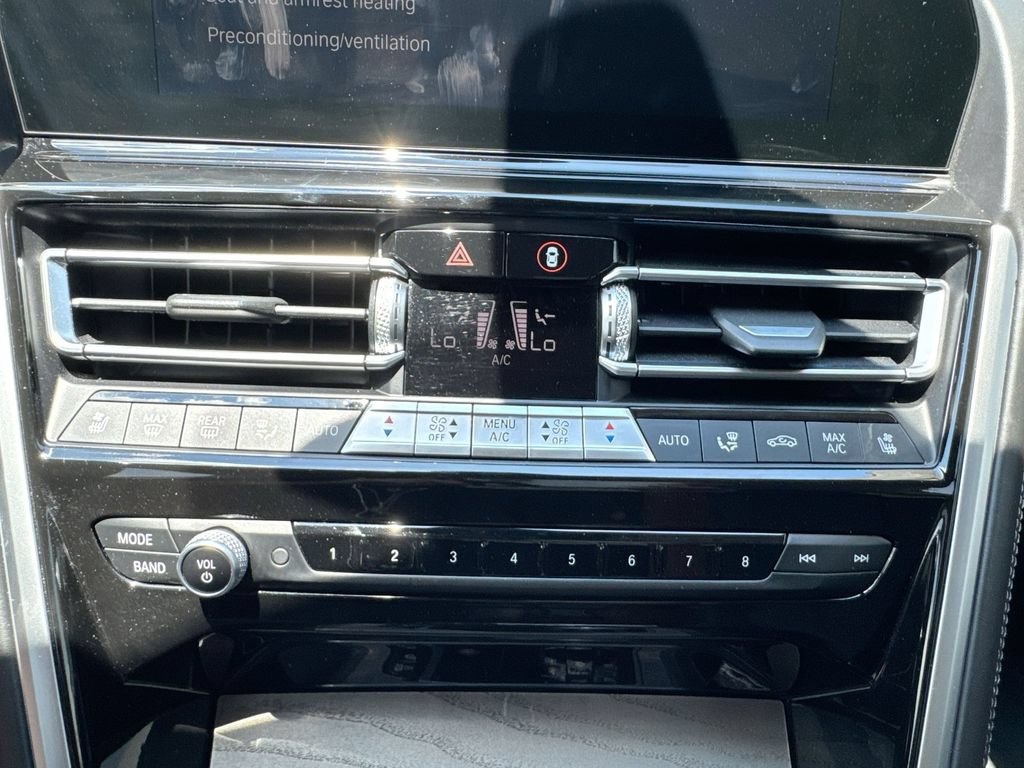 Used 2020 BMW 840i Coupe w/ Driving Assistance Package RWD image 24