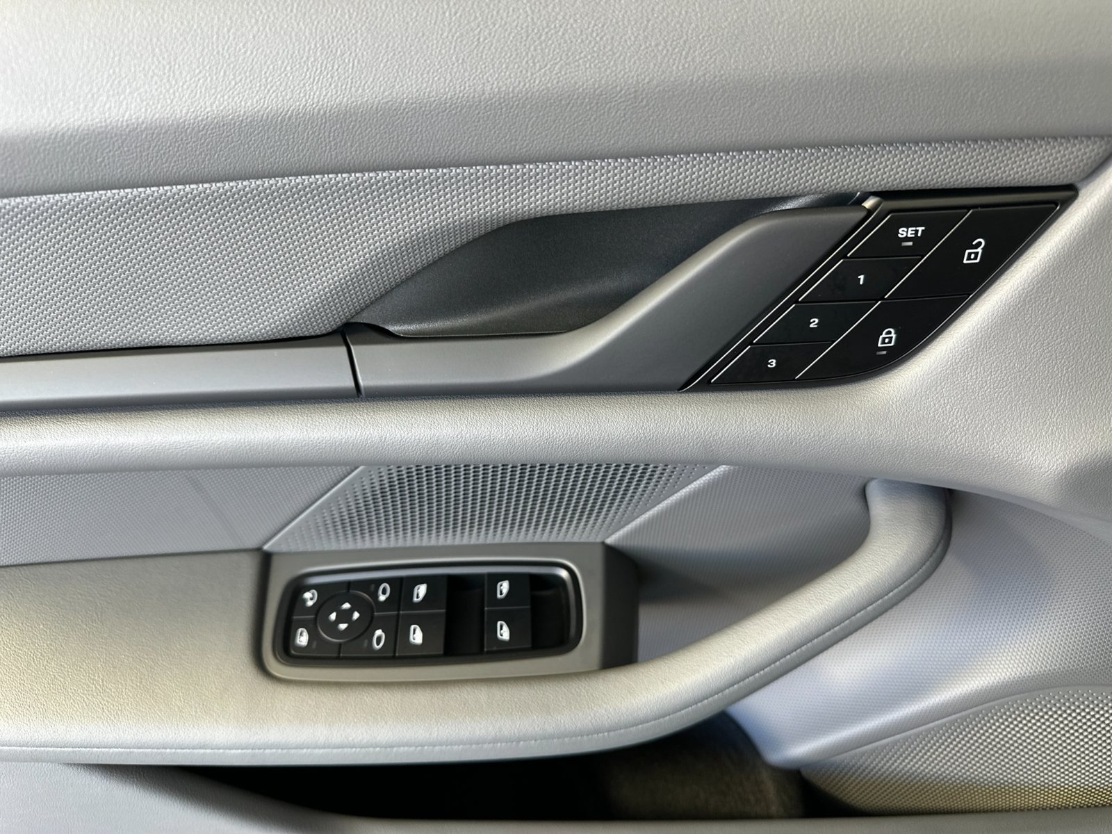 Certified 2023 Porsche Taycan RWD image 12