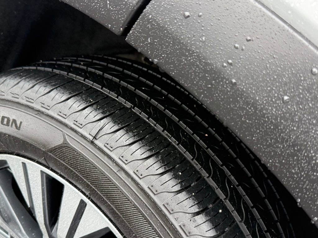 Used 2021 Nissan Rogue SV image 39