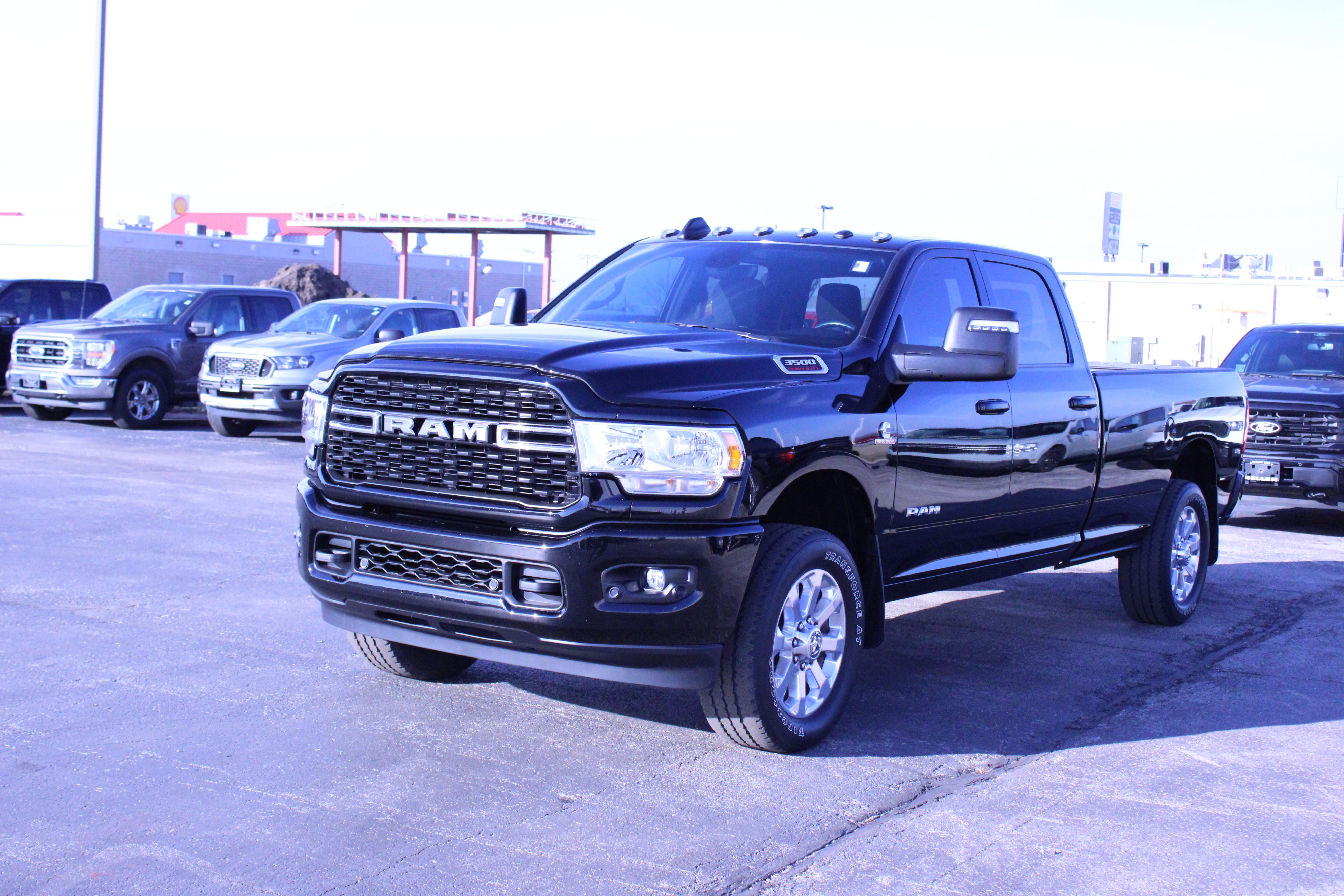 Used 2023 RAM 3500 Big Horn w/ Level 1 Equipment Group image 4